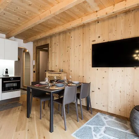 Miki's - 2 Bagni E Giardino Privato Apartman Ponte di Legno