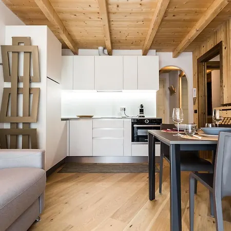 Miki's - 2 Bagni E Giardino Privato Apartmán Ponte Di Legno